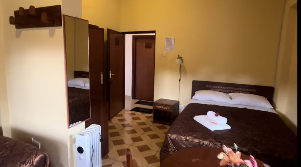 habitacion-triple-hotel-plaza-chacas-